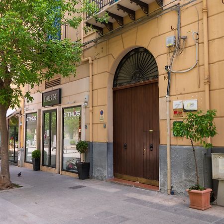 פלרמו Belmonte102 Esclusive Suites מראה חיצוני תמונה